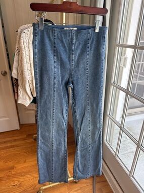 Women's Blue Denim Pull-On Jeans